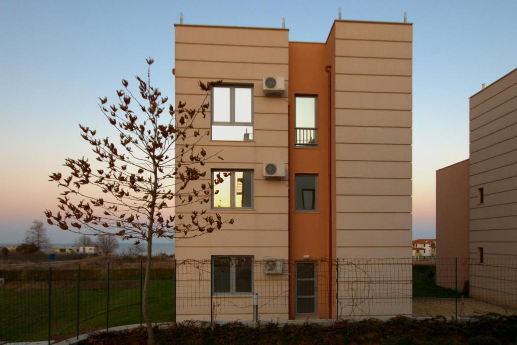 לוזנטס Seagarden Villa Resort מראה חיצוני תמונה