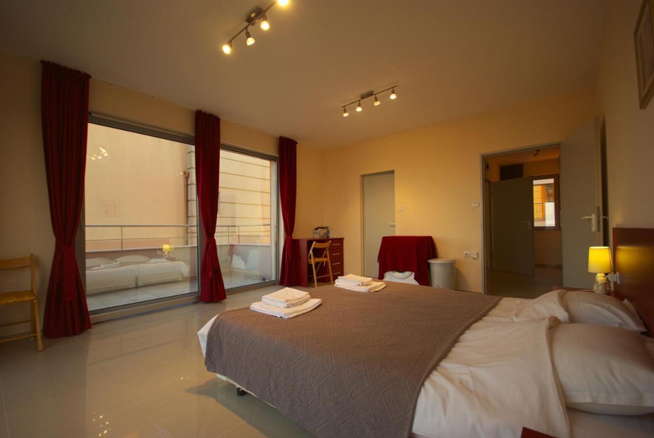 לוזנטס Seagarden Villa Resort חדר תמונה