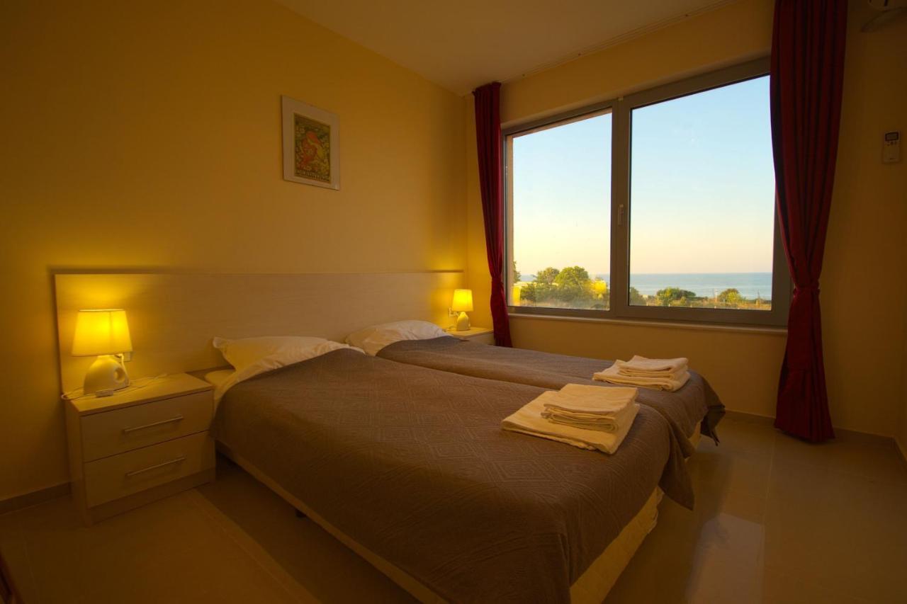 לוזנטס Seagarden Villa Resort חדר תמונה