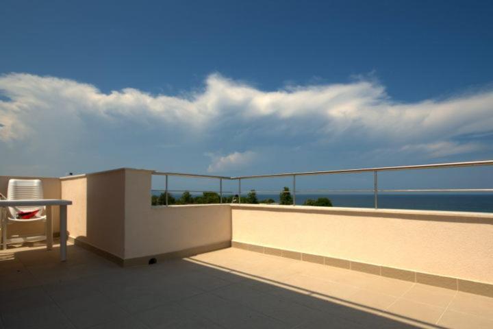 לוזנטס Seagarden Villa Resort מראה חיצוני תמונה